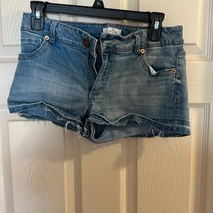 Ivory Ella denim shorts size 9.